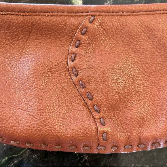 Lucky Brand 100% Cow Hide Leather Western Stitching Wristlet Brown - Picture 4 of 13